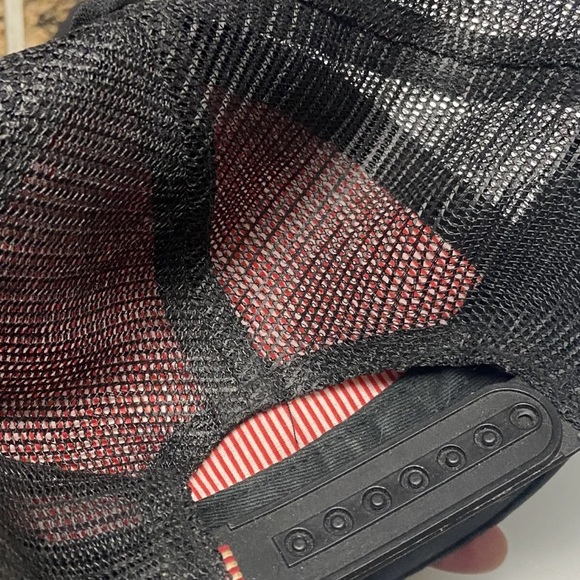 HERSCHEL Supply Co Black Mesh Trucker Baseball Hat Raised Letters SKATE Surf - Picture 3 of 5